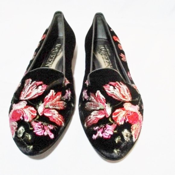 Alexander McQueen Shoes - NEW ALEXANDER MCQUEEN EMBROIDERED FLORAL FLAT Shoe